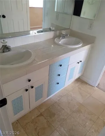 $729,900 | 1700 Ravanusa Drive, Henderson, NV 89052