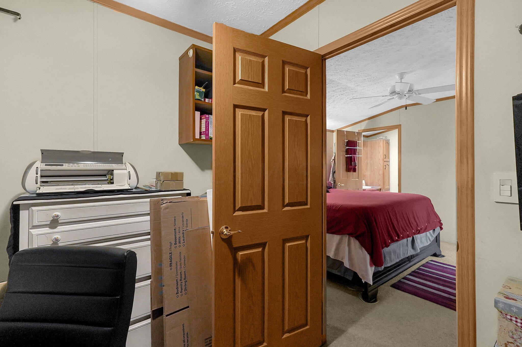 348 Petersburg Road Columbus, OH 43207 - Photo 14 of 26 1000054286