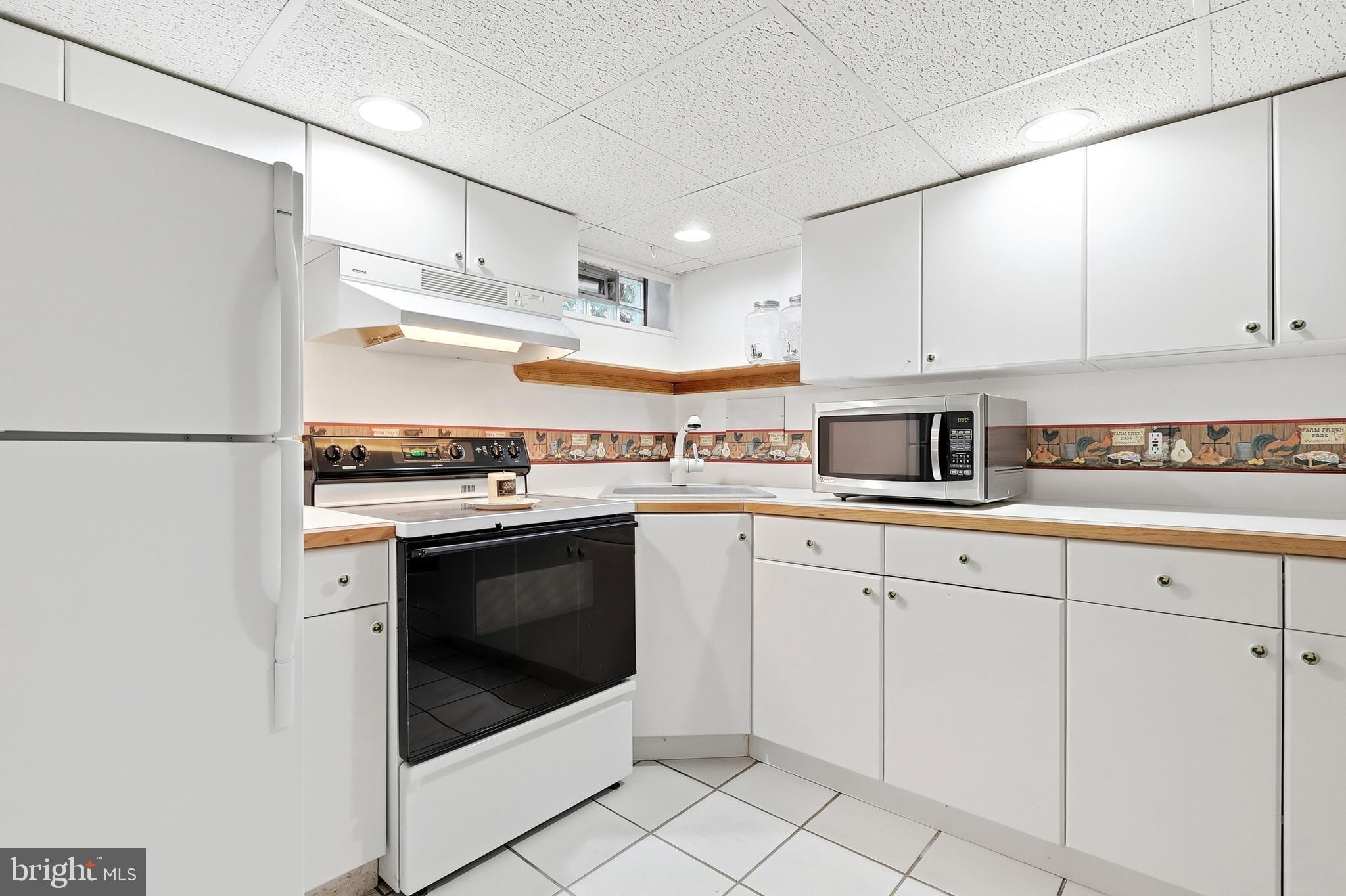 2426 Plainfield Road Baltimore, MD 21222 - Photo 24 of 28 Basement Kitchen