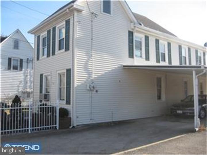 428 Bridgeboro Street Riverside, NJ 08075 - Photo 3 of 4