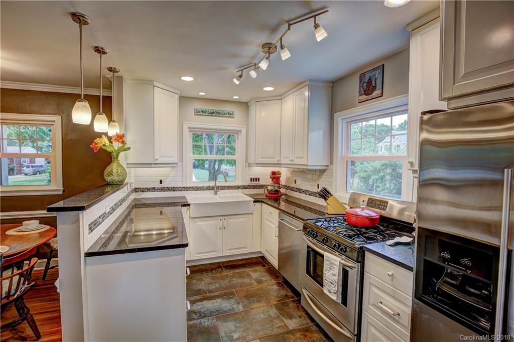 611 Greystone Road, Unit 6 Charlotte, NC 28209 - Photo 5 of 23 Gallery Image 5