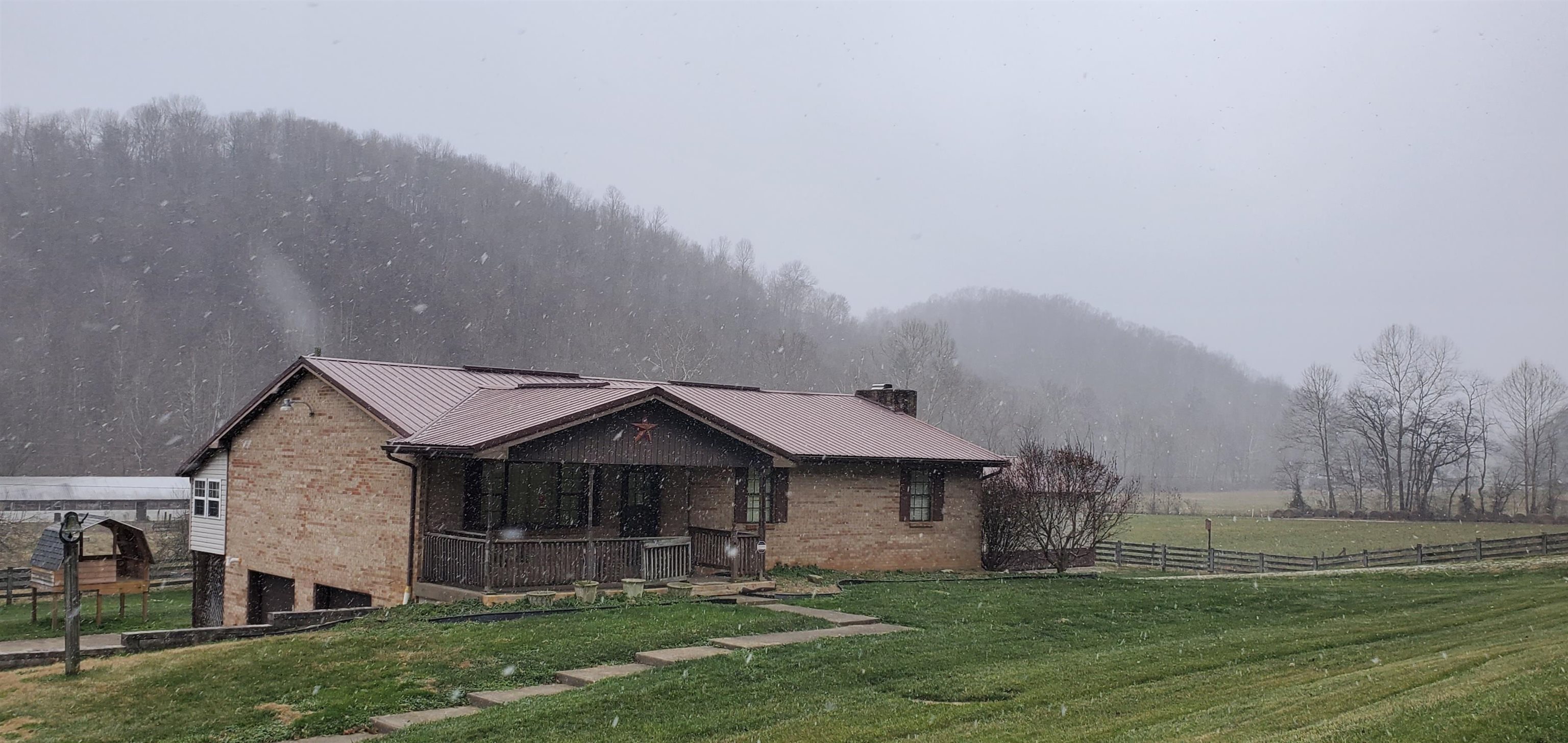 2473 Little White Oak Road Greenup, KY 41144 - Photo 1 of 1