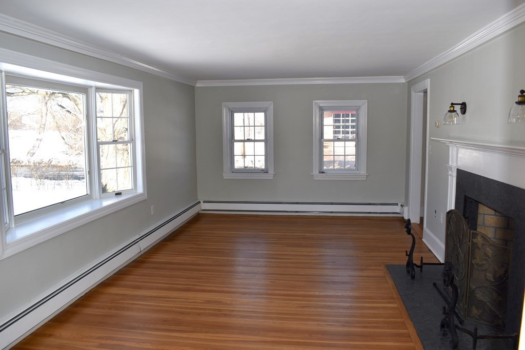 706 Trapelo Road Waltham, MA 02452 - Photo 11 of 25 Gallery Image 11