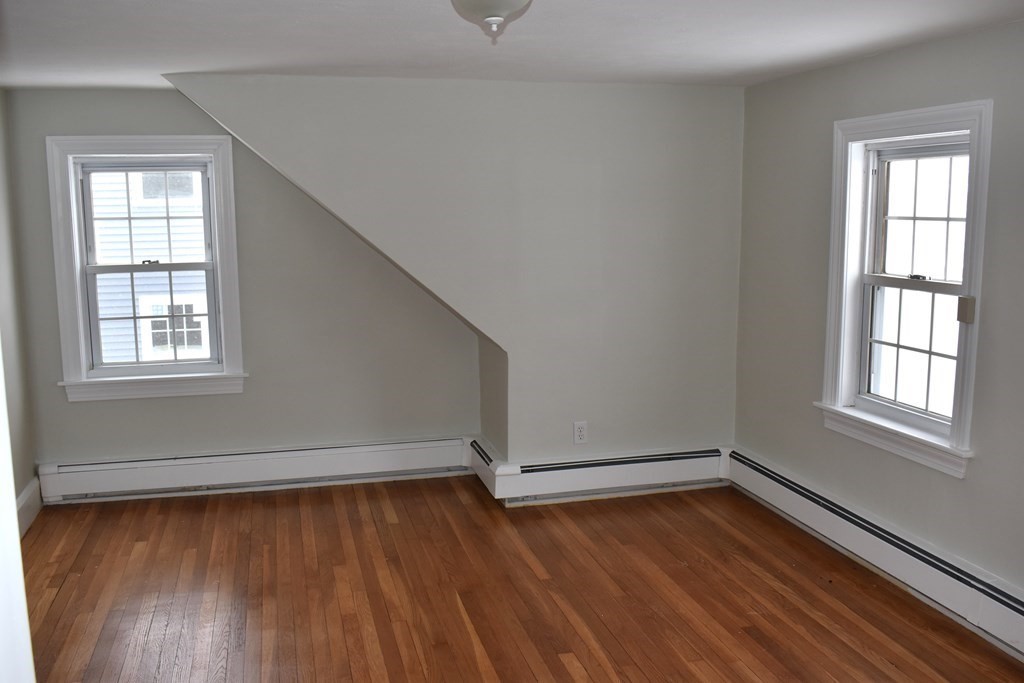 706 Trapelo Road Waltham, MA 02452 - Photo 16 of 25 Gallery Image 16