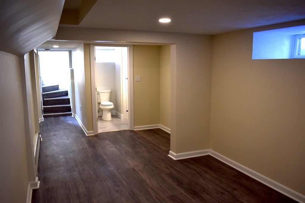 706 Trapelo Road Waltham, MA 02452 - Photo 20 of 25 Gallery Image 20
