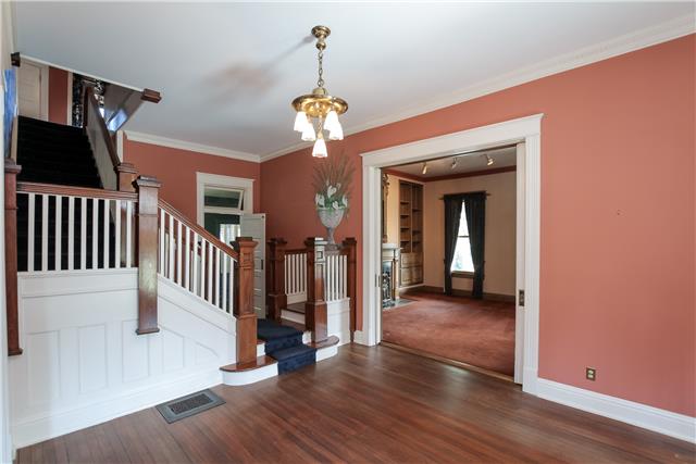 417 West Spring Street Lebanon, TN 37087 - Photo 2 of 20 Gallery Image 2