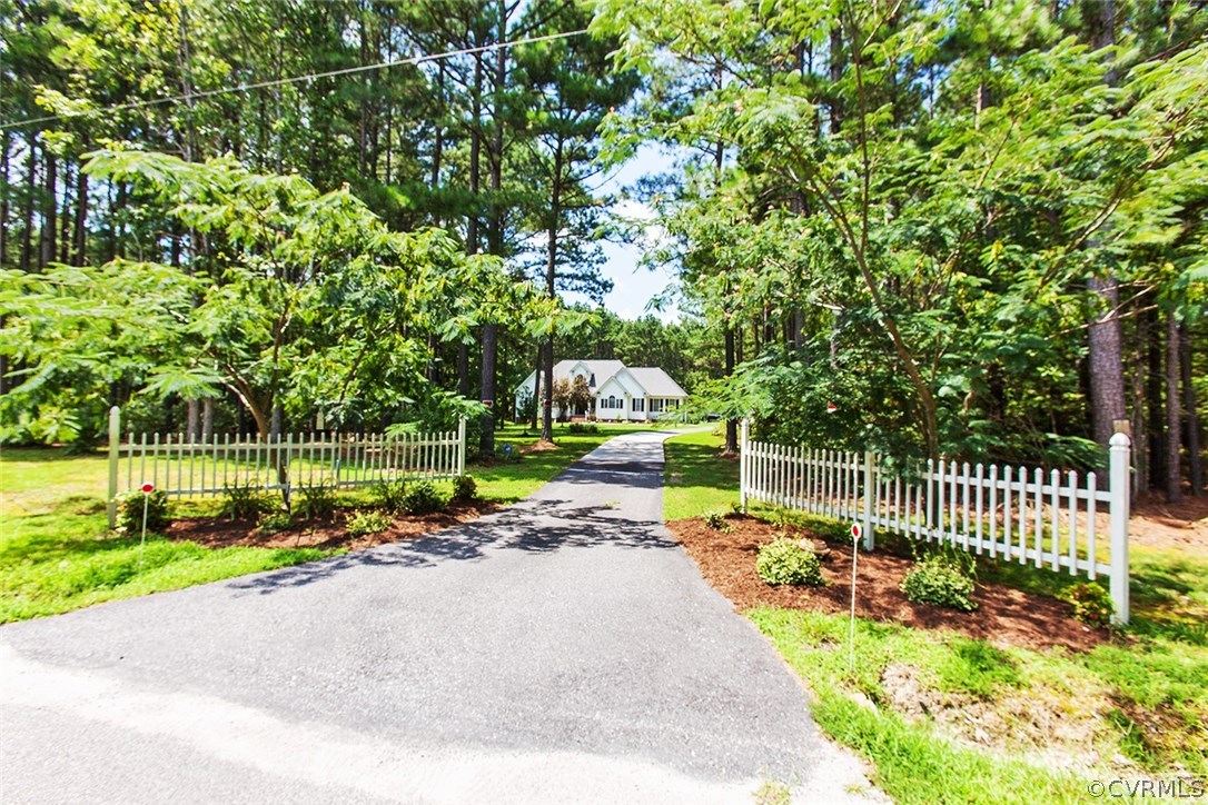 6754 Willow Hill Road Spring Grove, VA 23881 - Photo 5 of 42 Gallery Image 5