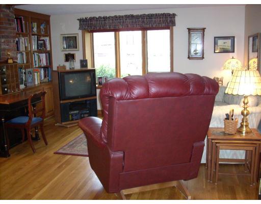 58 Beechtree Road Hanover, MA 02339 - Photo 8 of 11 Gallery Image 8