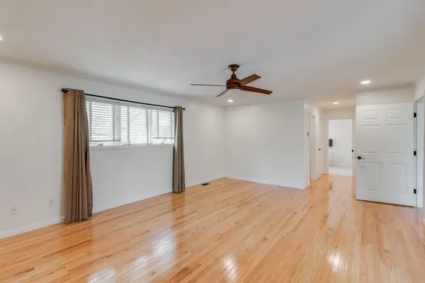 $585,500 | 370 Chapel Creek Drive, Santee, SC 29142