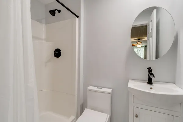 $585,500 | 370 Chapel Creek Drive, Santee, SC 29142