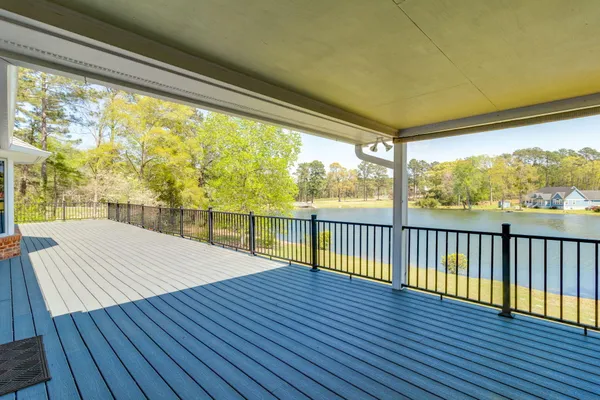 $585,500 | 370 Chapel Creek Drive, Santee, SC 29142