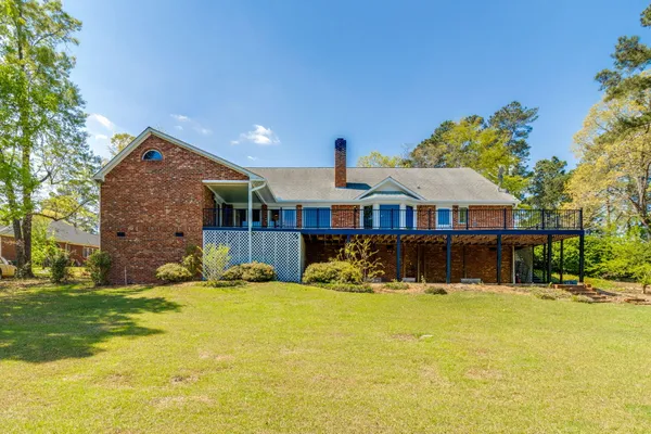 $585,500 | 370 Chapel Creek Drive, Santee, SC 29142