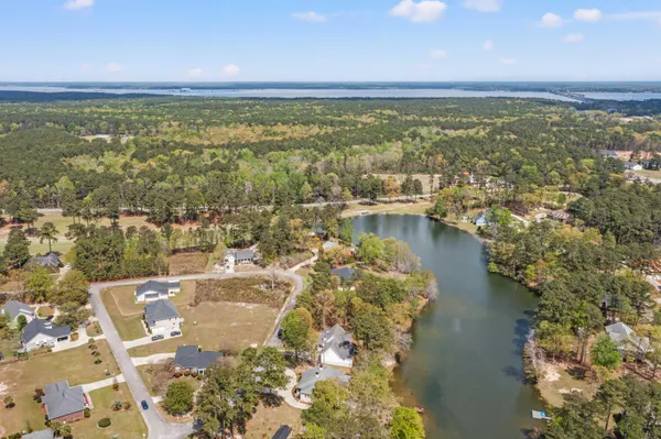 $585,500 | 370 Chapel Creek Drive, Santee, SC 29142