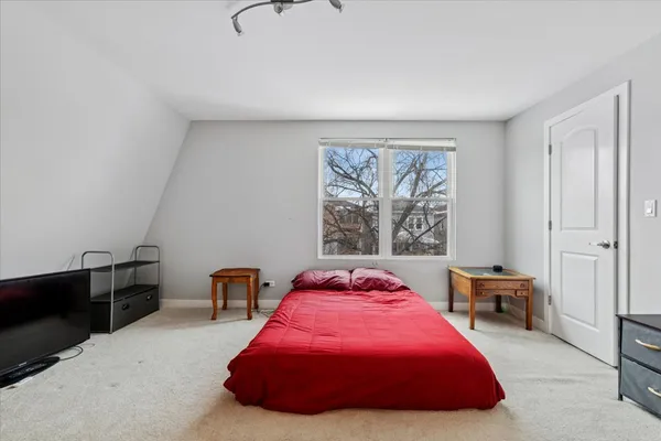 $550,000 | 5646 North Menard Avenue, Chicago, IL 60646