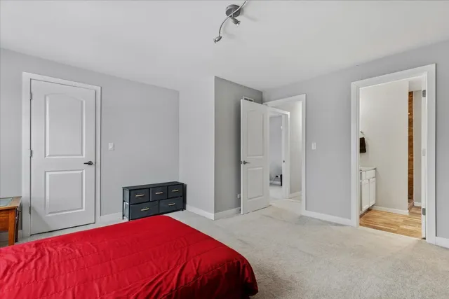 $550,000 | 5646 North Menard Avenue, Chicago, IL 60646