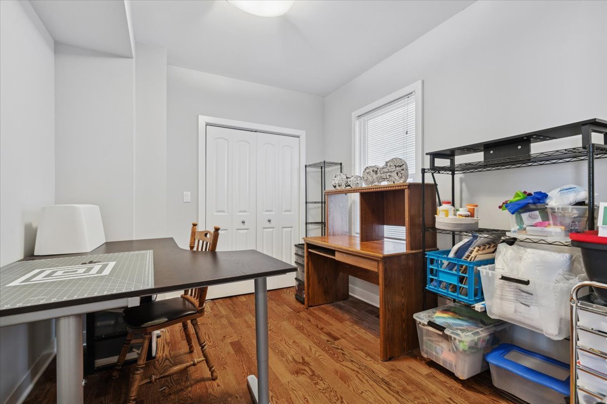 5646 North Menard Avenue Chicago, IL 60646 - Photo 6 of 21