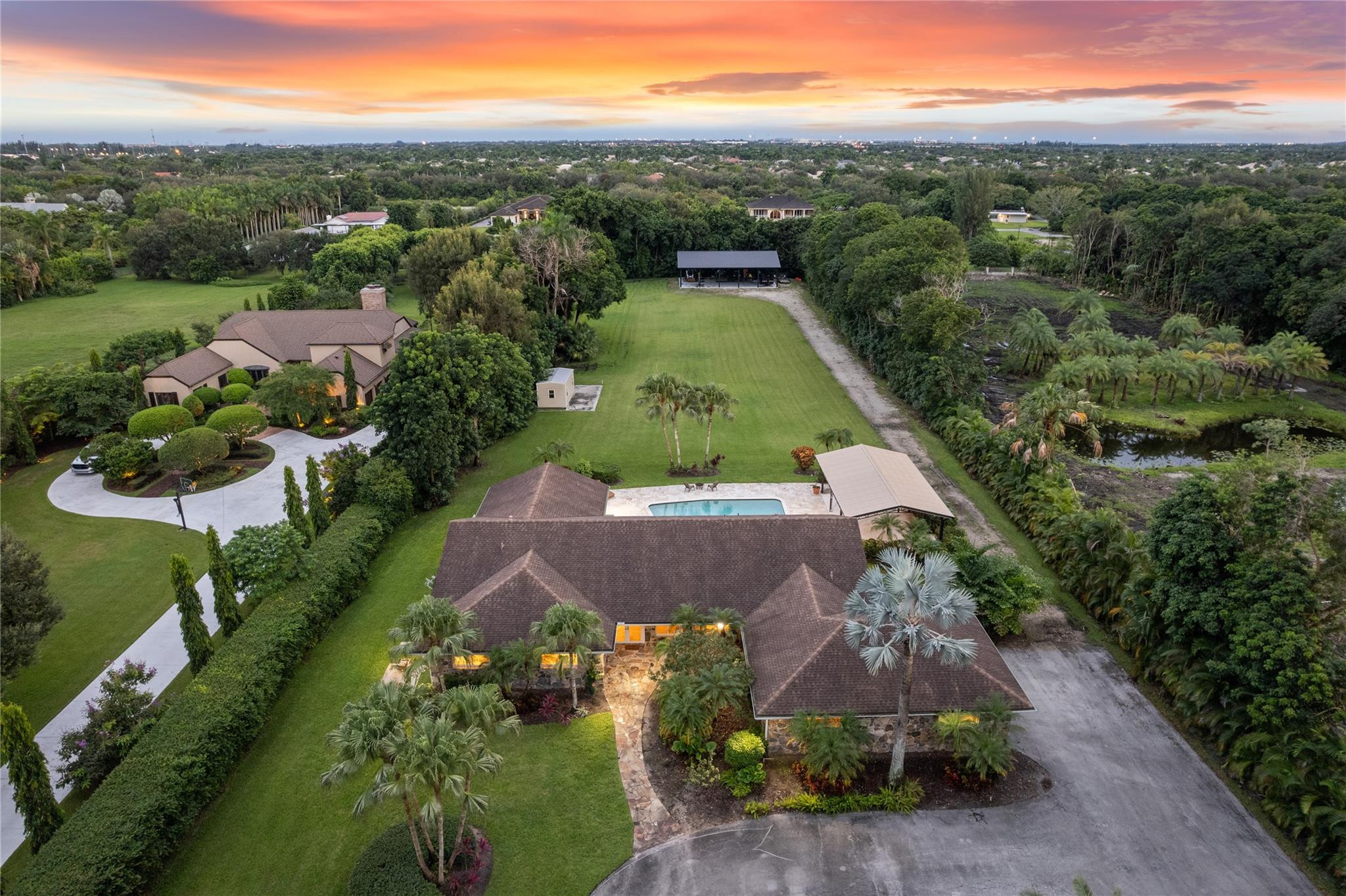 13900 Mustang Trail Southwest Ranches, FL 33330 - Photo 11 of 52 Photo 11