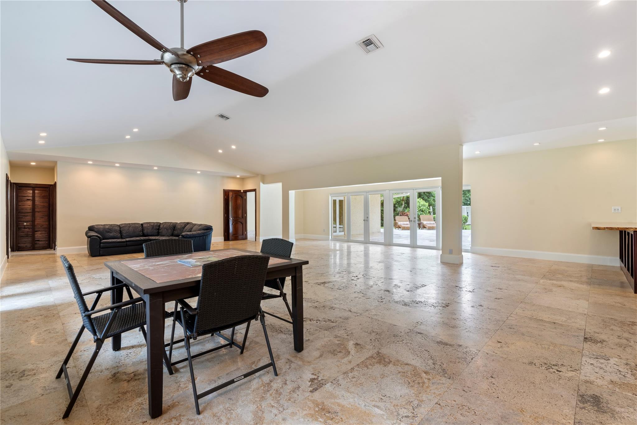 13900 Mustang Trail Southwest Ranches, FL 33330 - Photo 26 of 52 Photo 26