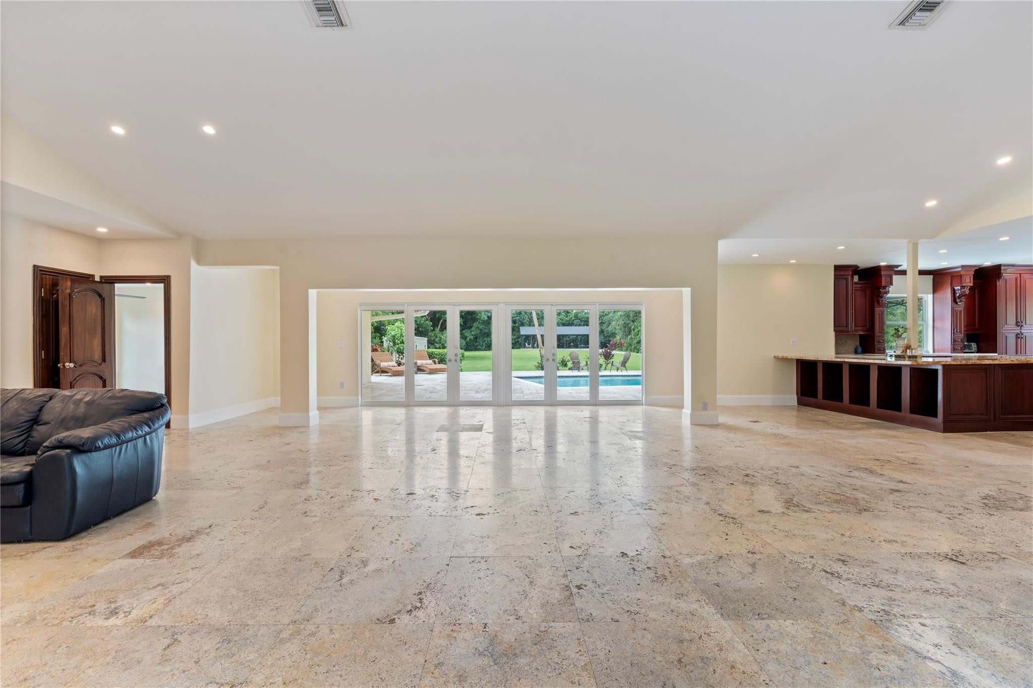 13900 Mustang Trail Southwest Ranches, FL 33330 - Photo 27 of 52 Photo 27