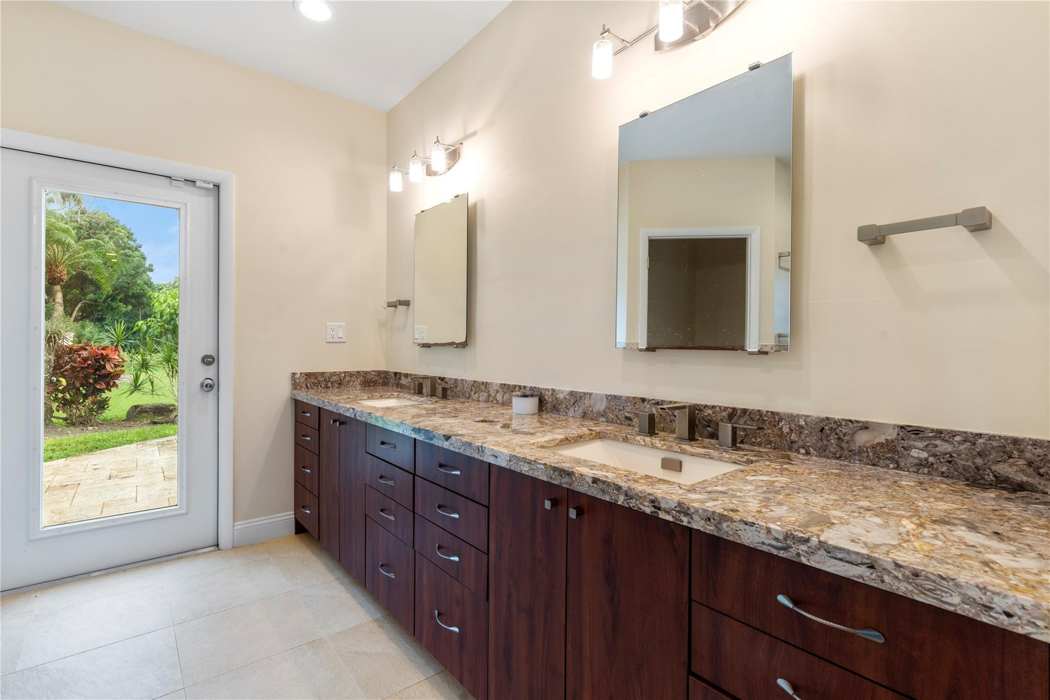 13900 Mustang Trail Southwest Ranches, FL 33330 - Photo 35 of 52 Photo 35