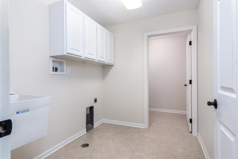 1073 Wealdstone Road Cranberry Township, PA 16066 - Photo 21 of 25 laundry room area into 7x5 storage room