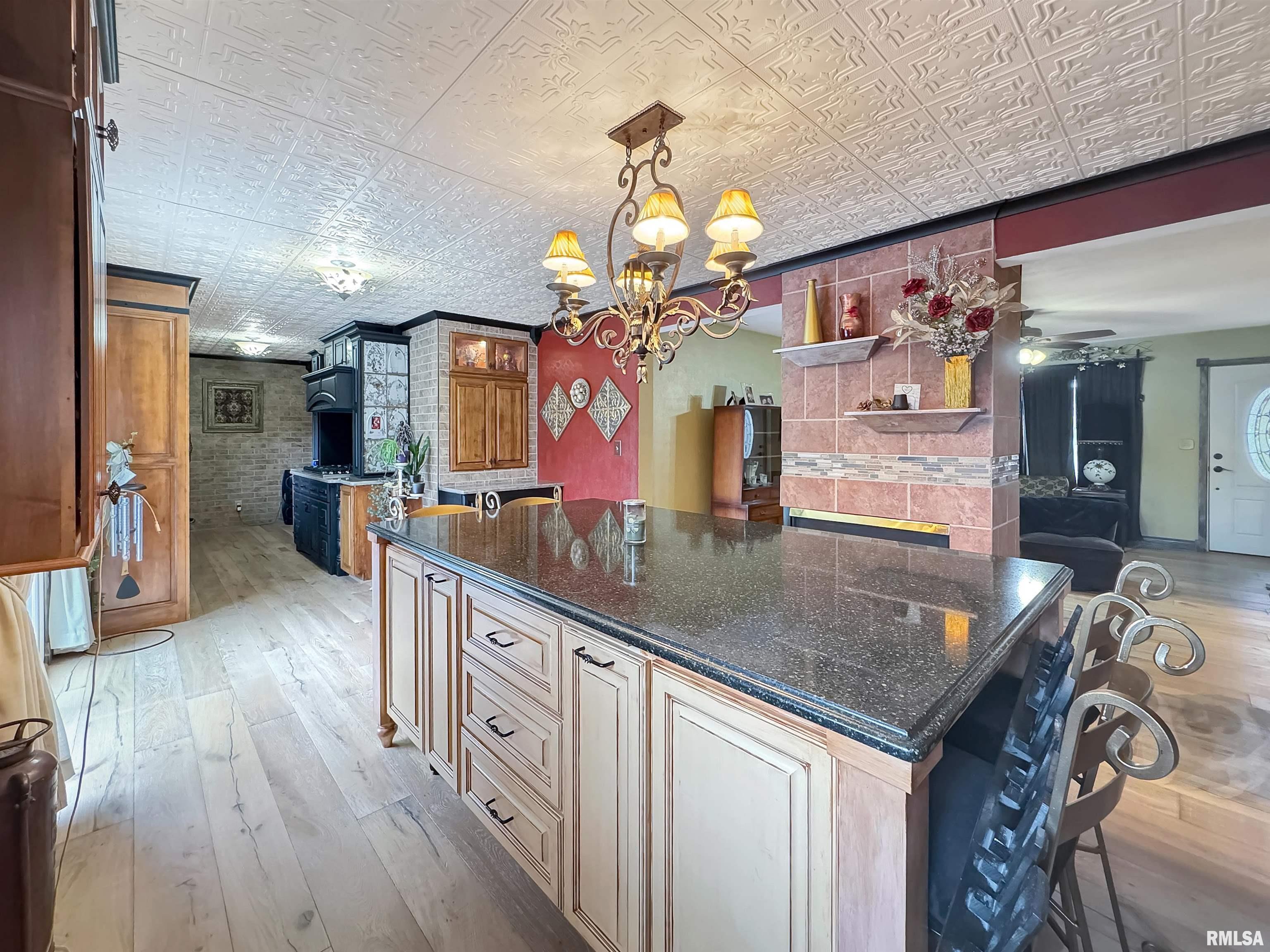 10250 West Lake Camelot Drive Mapleton, IL 61547 - Photo 13 of 91