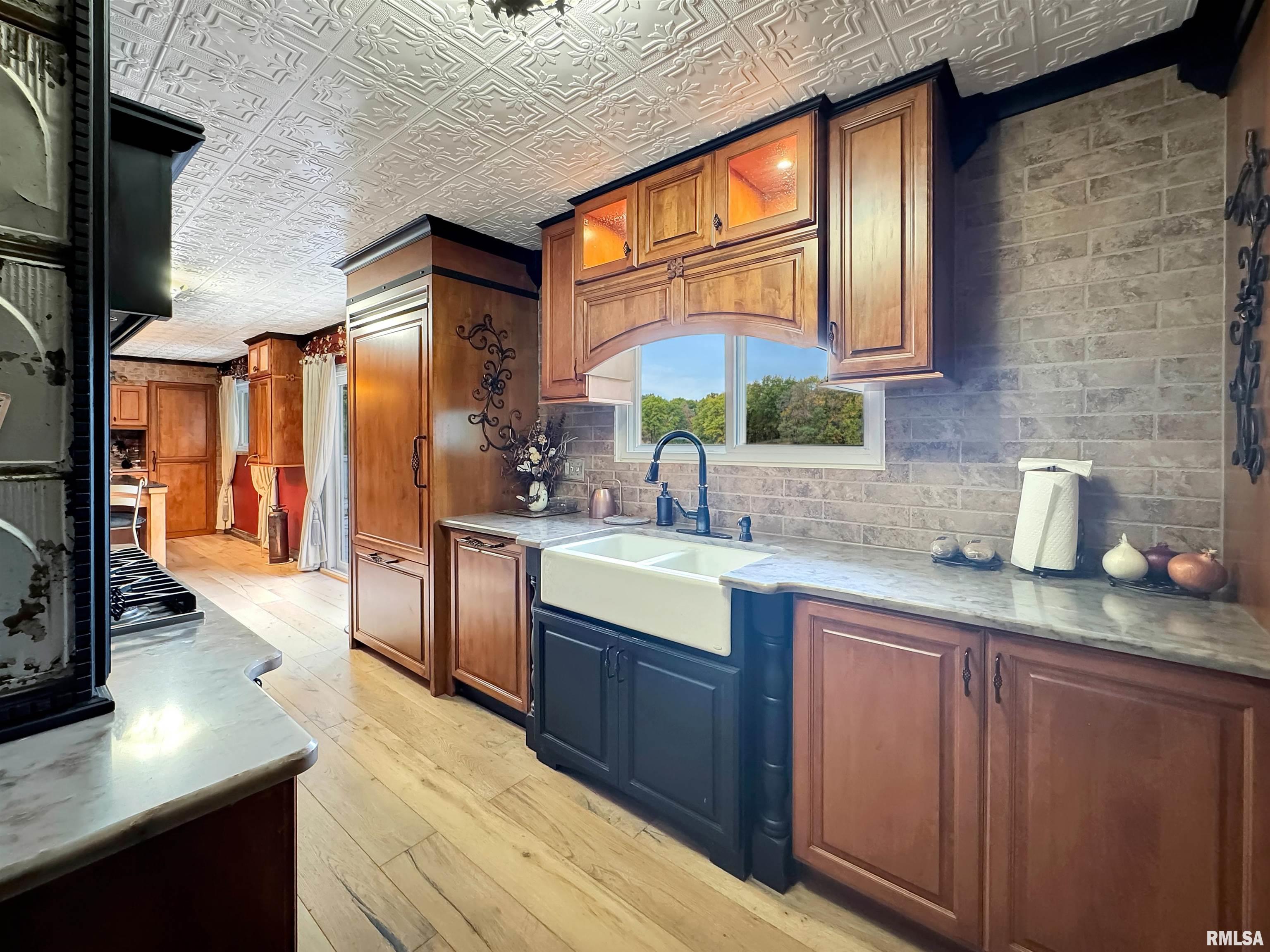 10250 West Lake Camelot Drive Mapleton, IL 61547 - Photo 15 of 91