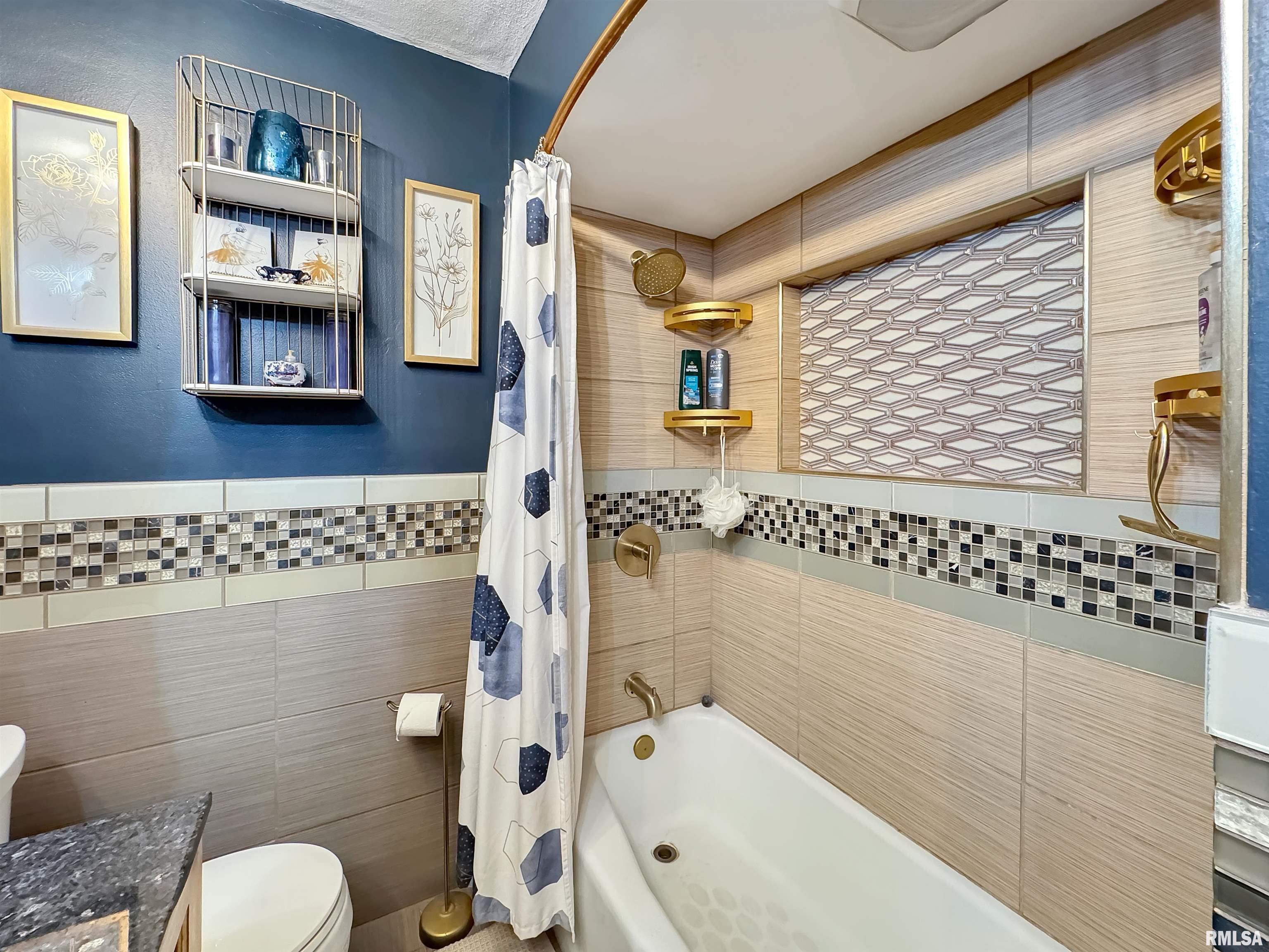 10250 West Lake Camelot Drive Mapleton, IL 61547 - Photo 23 of 91