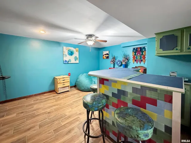 $325,000 | 10250 West Lake Camelot Drive, Mapleton, IL 61547