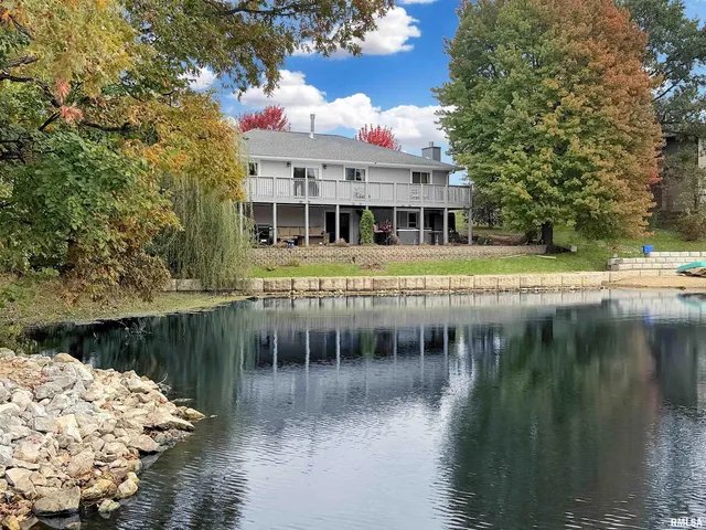 $325,000 | 10250 West Lake Camelot Drive, Mapleton, IL 61547