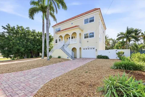 $1,475,000 | 315 40th Avenue, St. Pete Beach, FL 33706