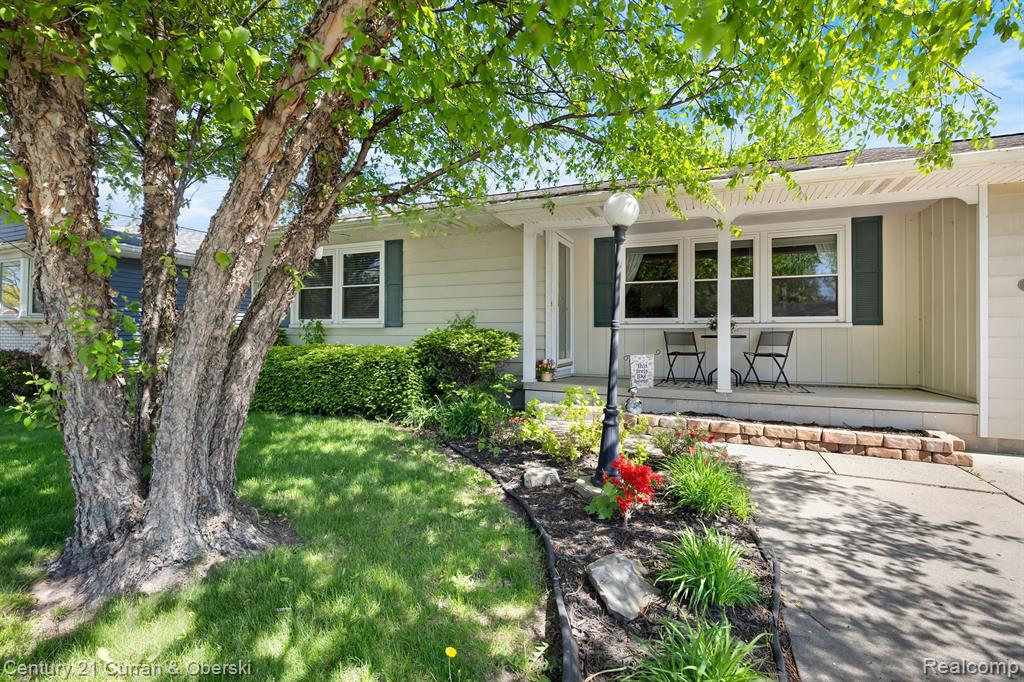 1620 South Custer Road Monroe, MI 48161 - Photo 2 of 20