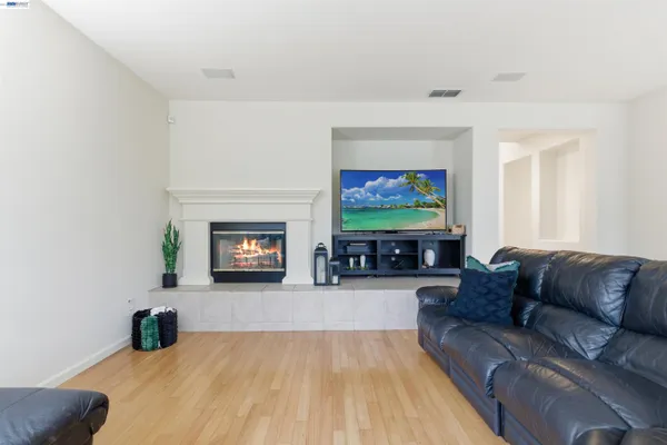 $798,000 | 2076 Catalpa Way, Antioch, CA 94509