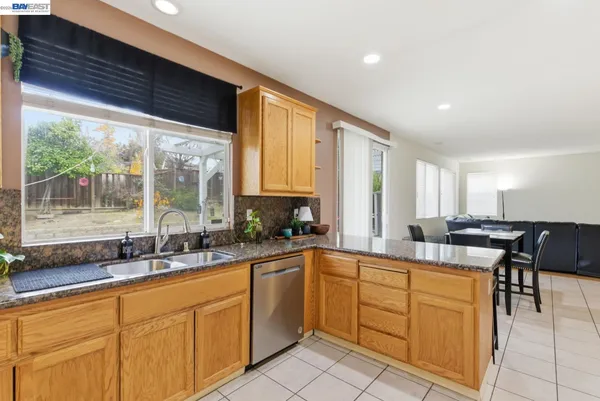 $798,000 | 2076 Catalpa Way, Antioch, CA 94509