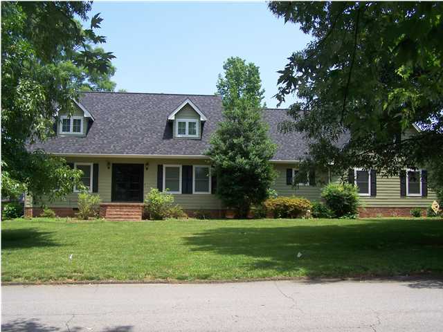 425 Valleybrook Road Hixson, TN 37343 - Photo 1 of 20 Primary Photo