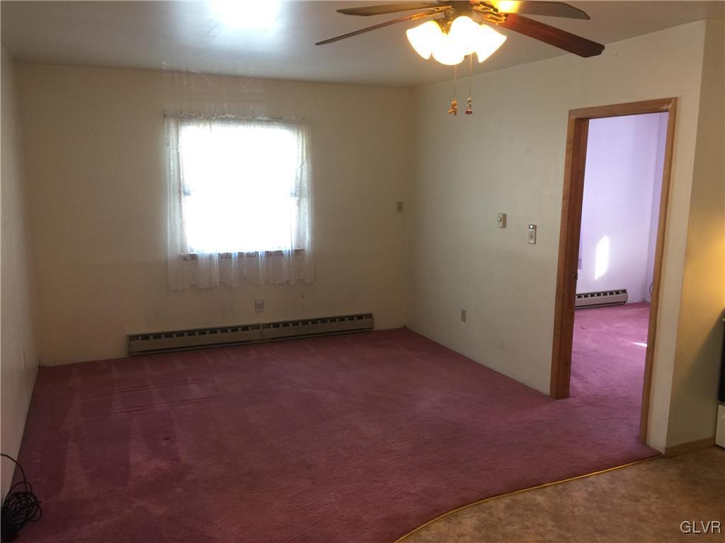 4662 Peach Bottom Road Coplay, PA 18037 - Photo 22 of 28 In Law Suite living room