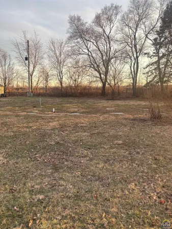 $39,900 | 908 Harland Court, Perry, KS 66073