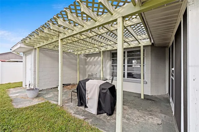 $315,000 | 3338 Cambridge Drive, Sarasota, FL 34232