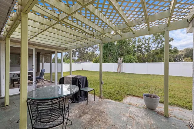 $315,000 | 3338 Cambridge Drive, Sarasota, FL 34232