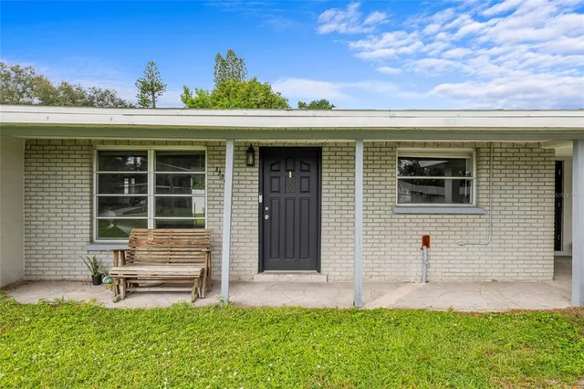 $315,000 | 3338 Cambridge Drive, Sarasota, FL 34232