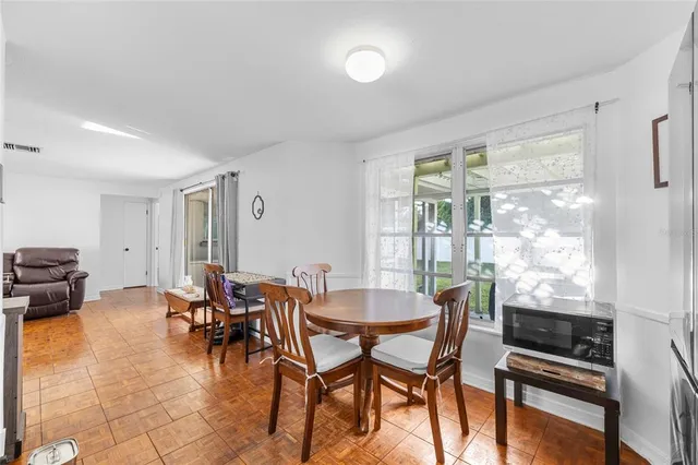 $315,000 | 3338 Cambridge Drive, Sarasota, FL 34232