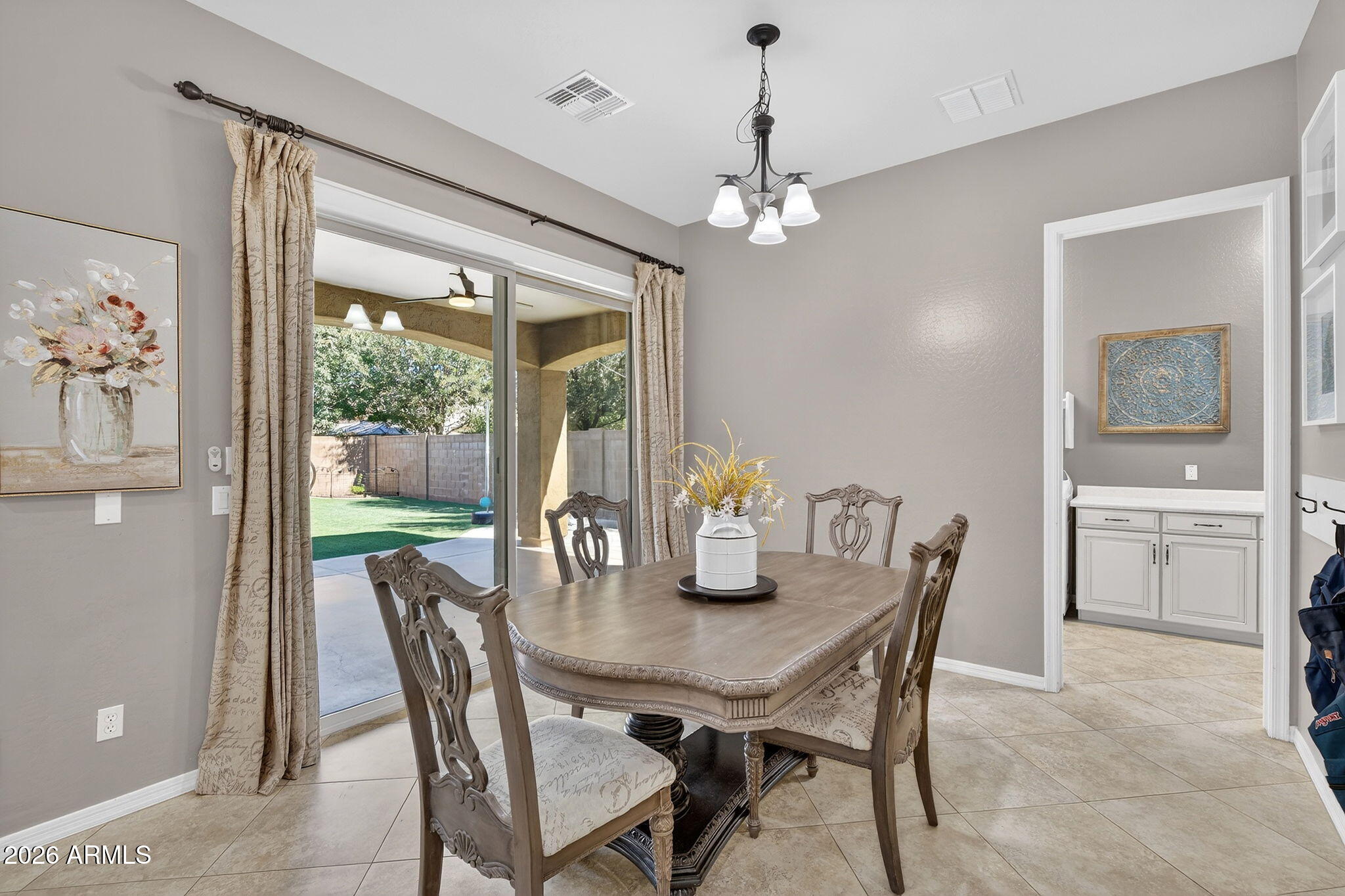 2926 East Wyatt Way Gilbert, AZ 85297 - Photo 18 of 71 23-web-or-mls-27 Wyatt Way