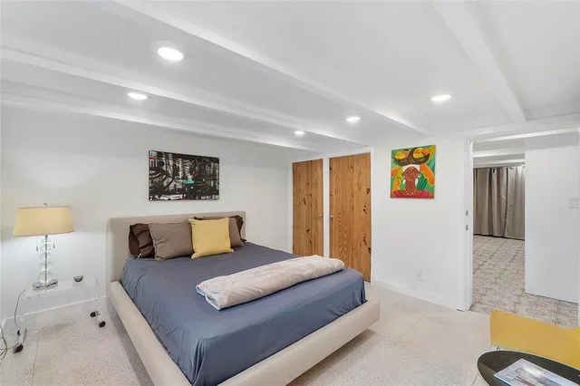 $1,350,000 | 450 North Victoria Park Road, Fort Lauderdale, FL 33301