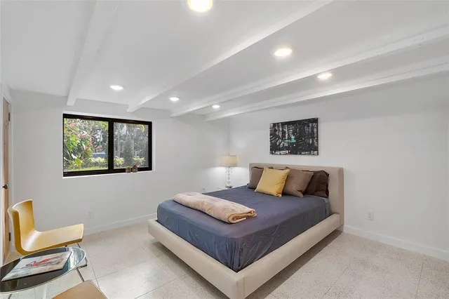 $1,350,000 | 450 North Victoria Park Road, Fort Lauderdale, FL 33301