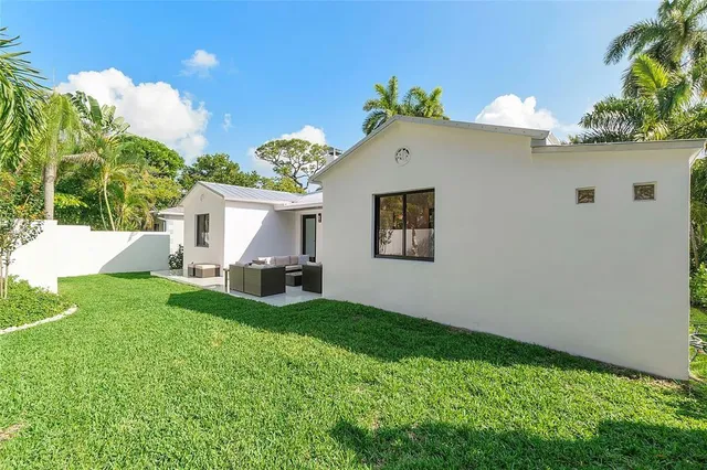 $1,350,000 | 450 North Victoria Park Road, Fort Lauderdale, FL 33301