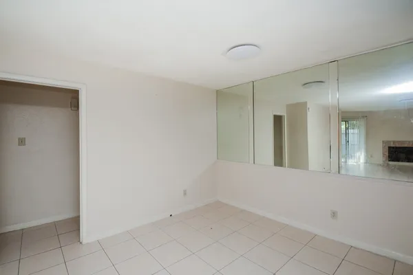 $90,000 | 9700 Leawood Boulevard, Unit 1601, Houston, TX 77099