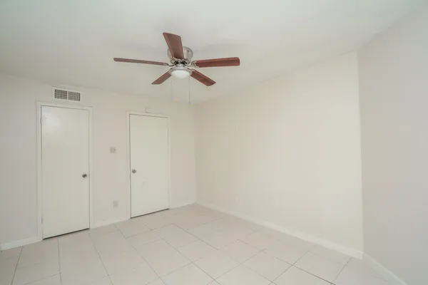 $90,000 | 9700 Leawood Boulevard, Unit 1601, Houston, TX 77099