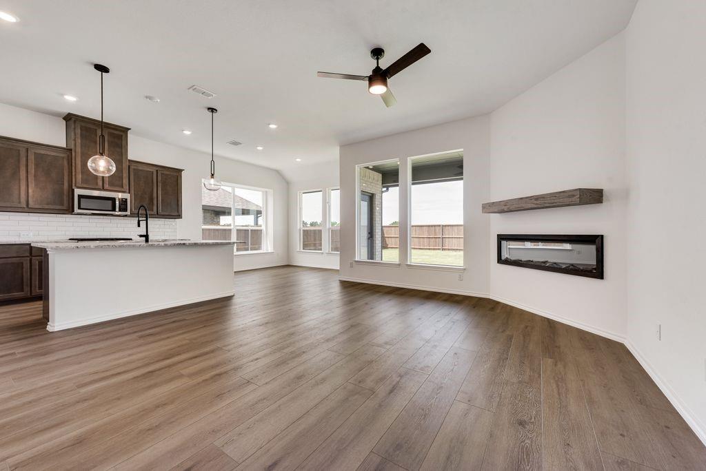 7545 Lavender Lane Krum, TX 76249 - Photo 6 of 23 7545_lavender_lane_6035833_005
