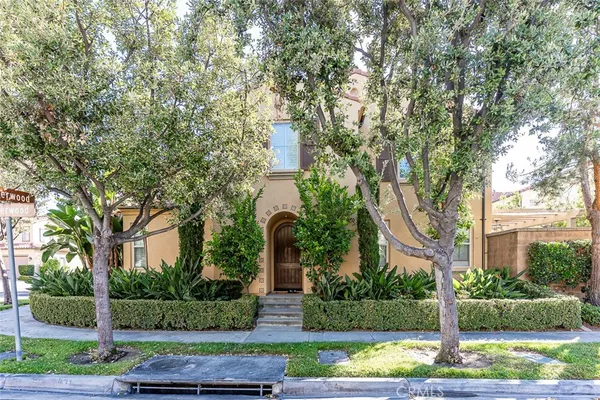 $2,450,000 | 104 Doverwood, Irvine, CA 92620