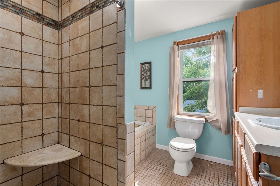 16 Allard Street Warwick, RI 02889 - Photo 31 of 41